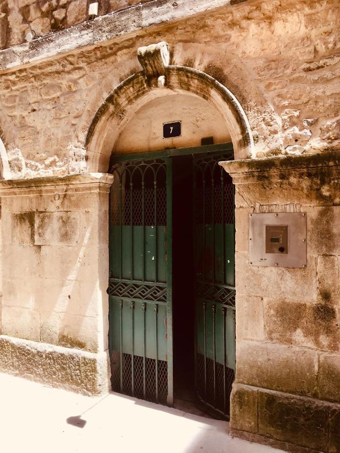 Petit Paradis Nemausus Nimes Exterior photo